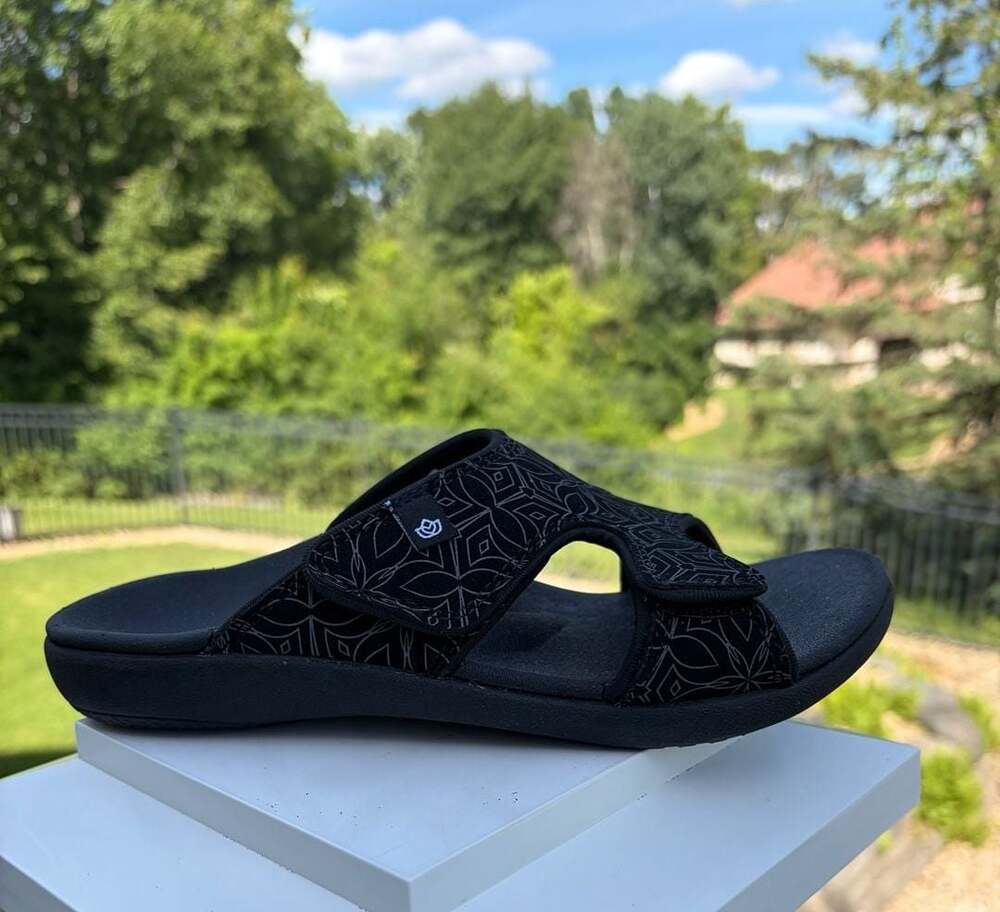Spenco Women's Kholo Boheme Adjustable Slide Sandals Size 6